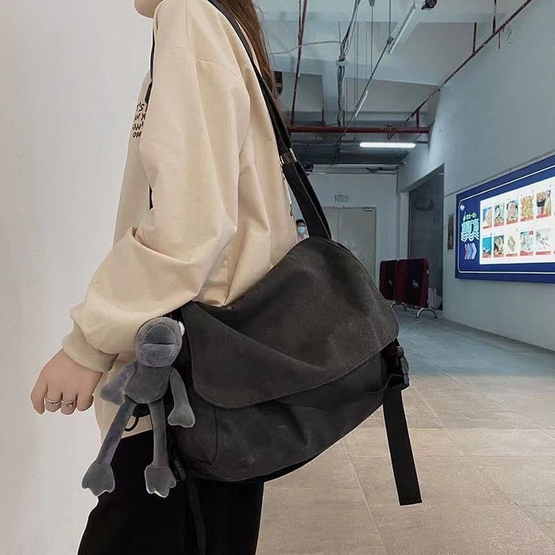 Trendy brand workwear crossbody bag for men, postman casual Japanese style large capacity single shoulder bag, ins sports student crossbody bag for women