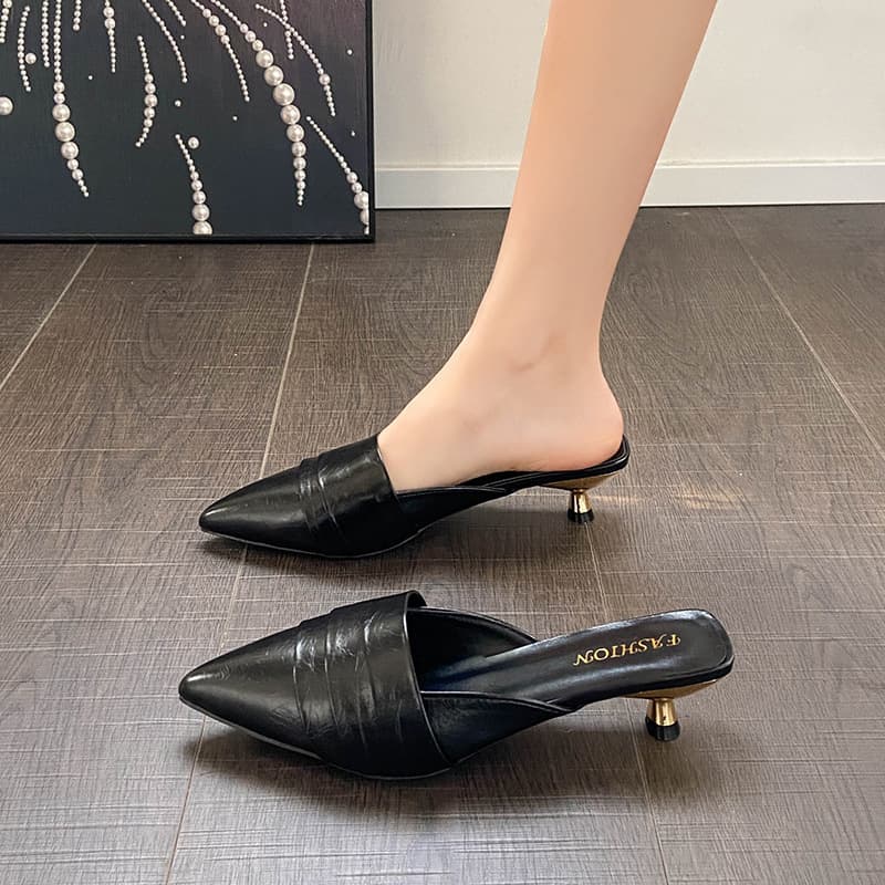 Foreign trade large size Baotou half slippers women's shoes for outer wear 2026 new summer fashion pointed toe black high heel sandals