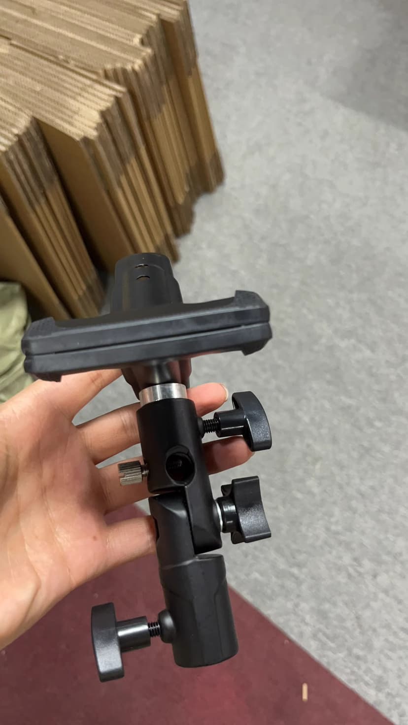 Tripod Flash Bracket with Umbrella Holder, 3-Section Light Stand, B-Type Lamp Socket, D-Type Lamp Socket, E-Type Flash Socket