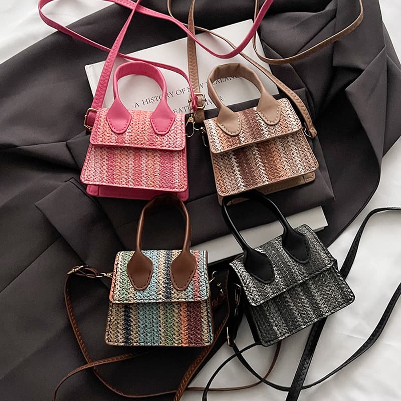 Cross-Border Foreign Trade Women's Bag, New Style, Simple and Stylish, Fashionable Snake Pattern Handbag, Niche Texture, Mini Crossbody Lipstick Bag