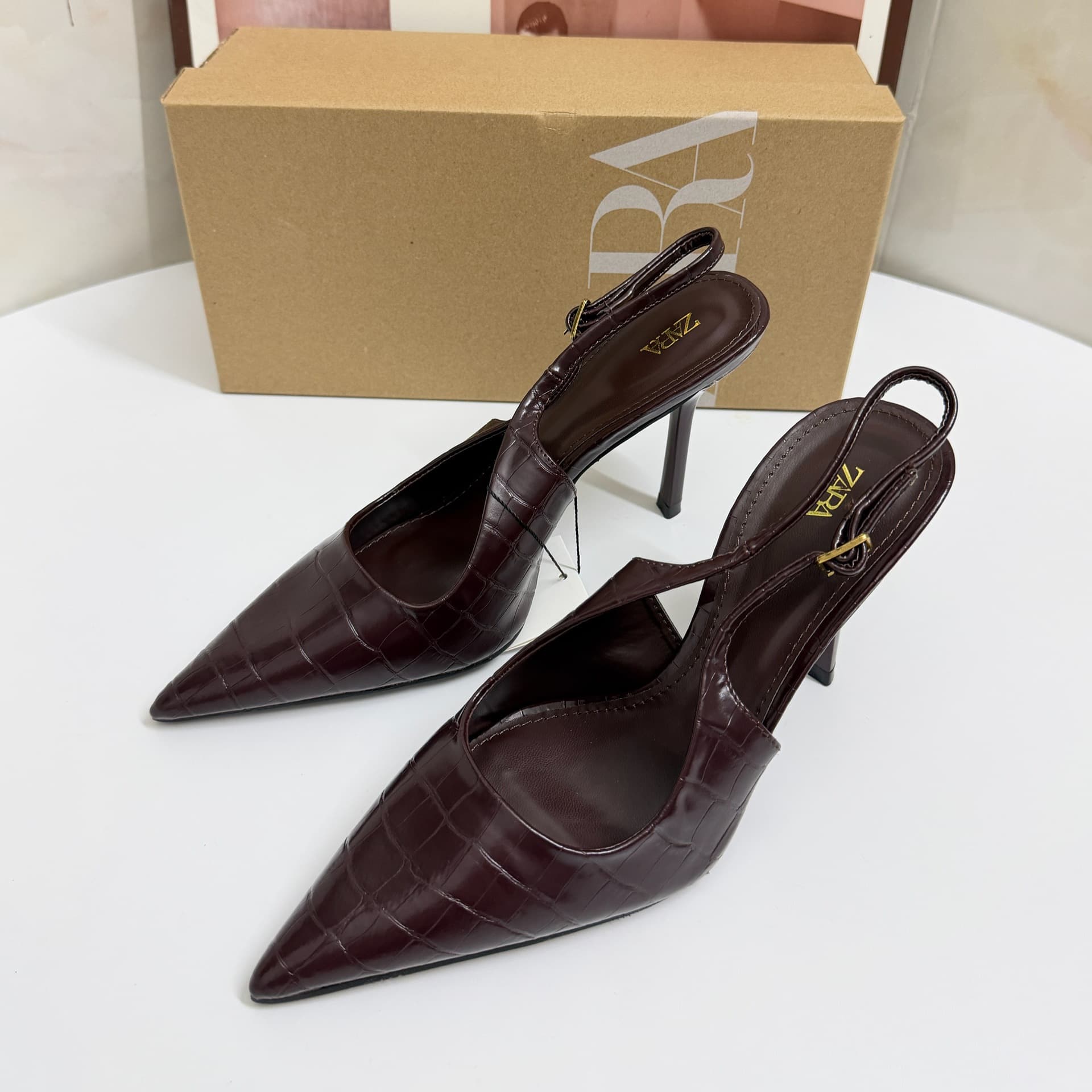 ZA 2026 Spring New High Heels Low Heel Elegant Lady Pumps Closed Toe Shallow Mouth Back Strap Single Shoes for Women