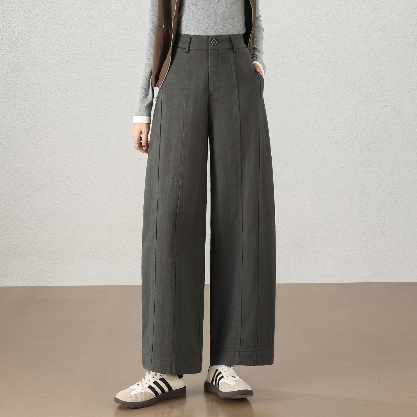 Denim fabric balloon pants autumn new high-waisted pants loose straight pants 2026 fashionable wide-leg women's pants