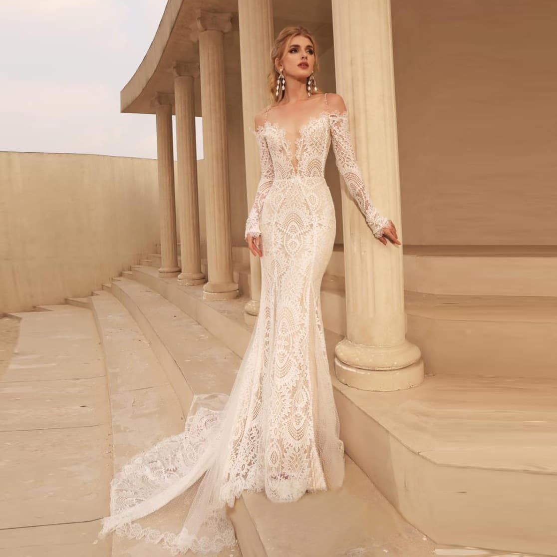 New Cross-Border One-Shoulder Long Sleeve Fitted Mermaid Lace Wedding Dress for Photo Shoot Outdoor Church Wedding Elegant