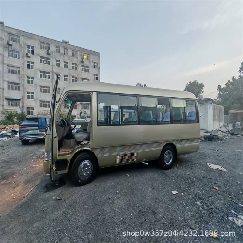 Supply Foreign Trade Coaster 19/23 Seat Bus - Champagne Porcelain Paint & Automatic Door to Africa/North Korea