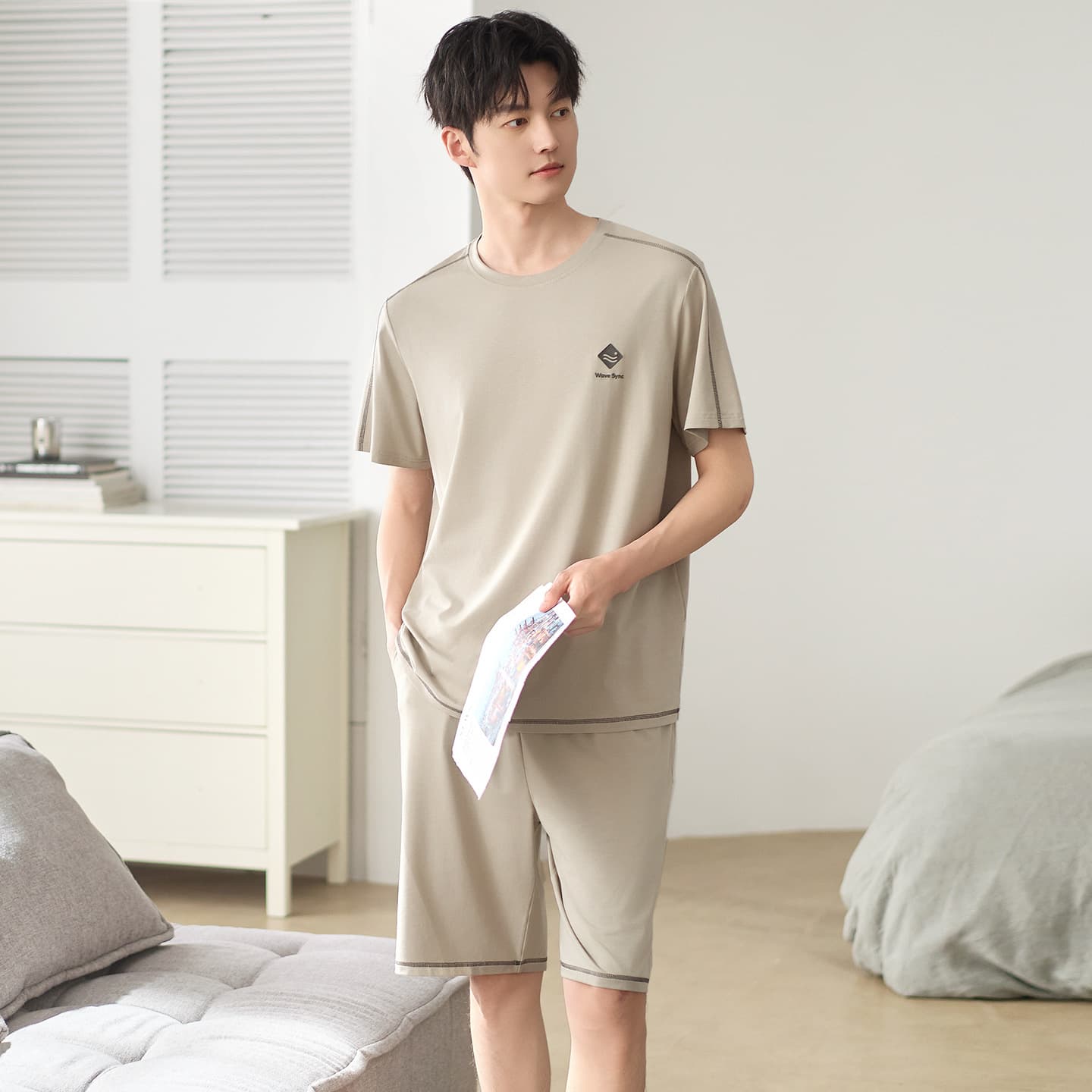 Men's pajamas, summer modal short-sleeved shorts, suitable for teenagers to wear as light luxury, large size, suitable for outdoor home wear.