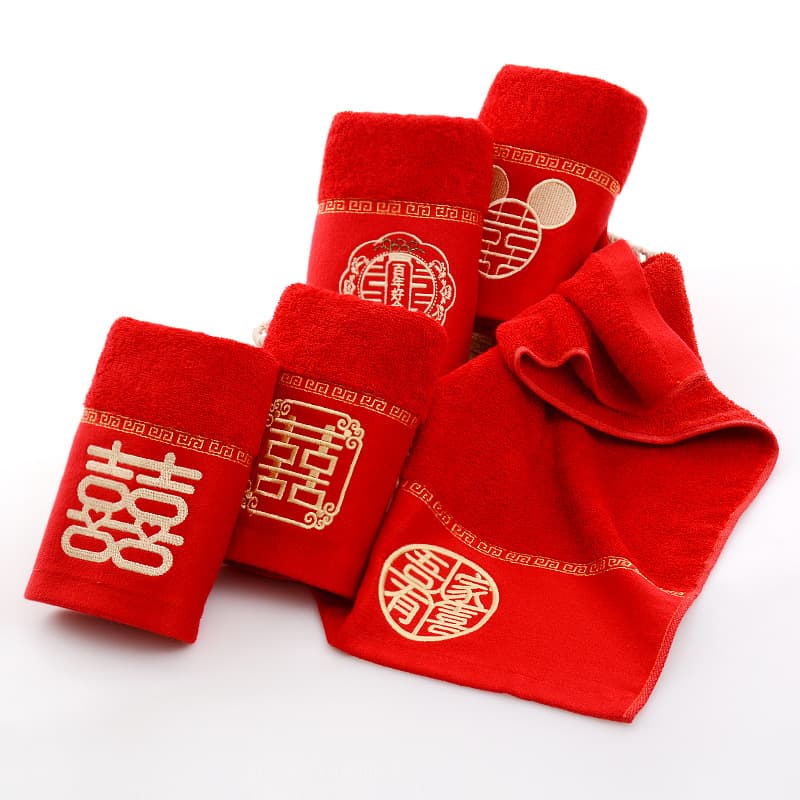 Factory direct supply wedding towels with embroidered double happiness in bright red, favor towel gift boxes, wholesale happiness towels.
