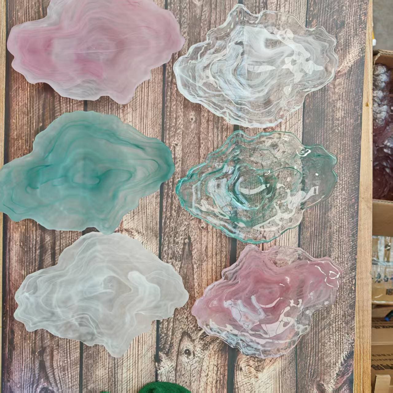 Turquoise cloud mist irregular plate glass frosted household salad bowl fruit plate designer coffee table ornaments