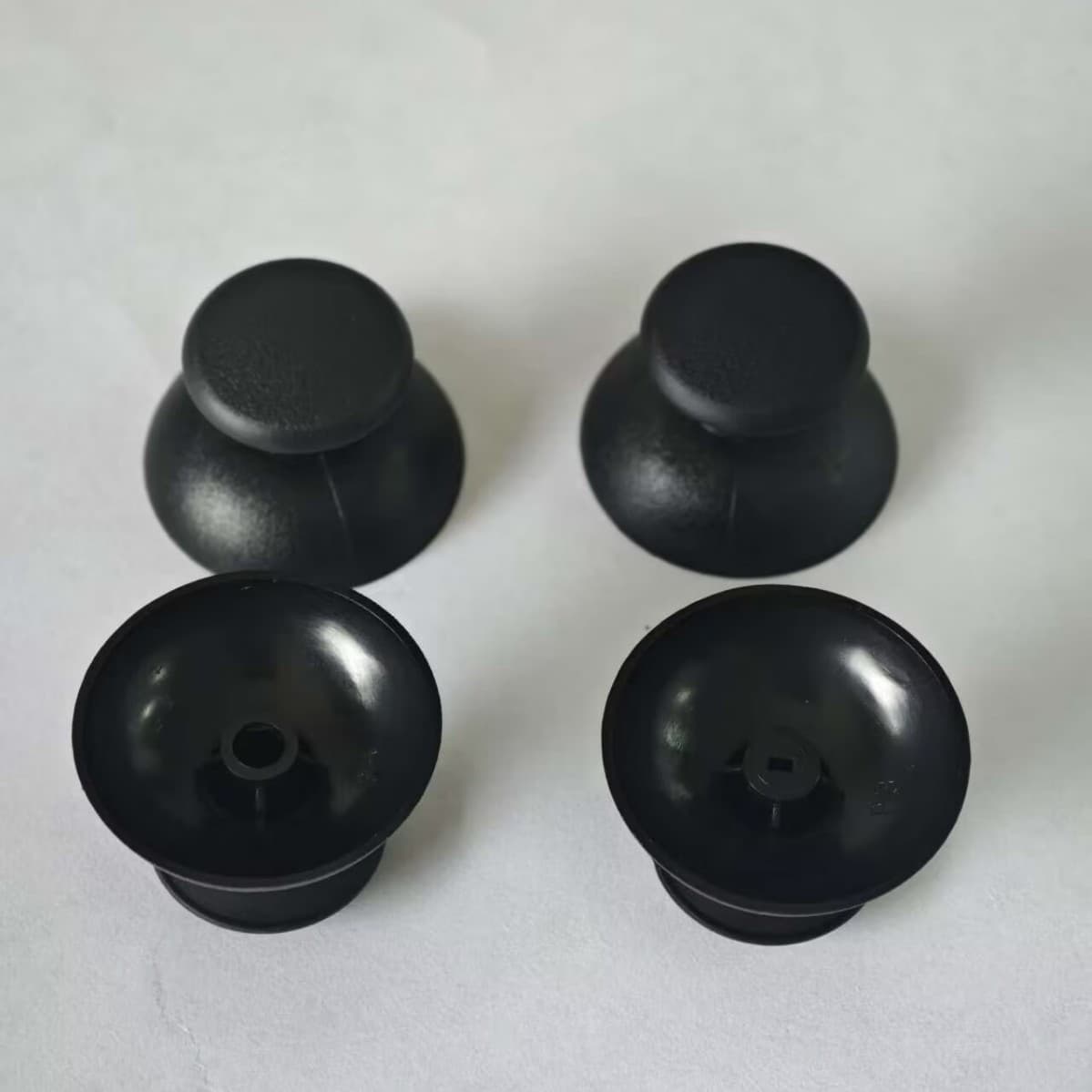 Compatible with PS2/PS3 controller thumbsticks, PS3 controller large-hole and small-hole joystick caps, black