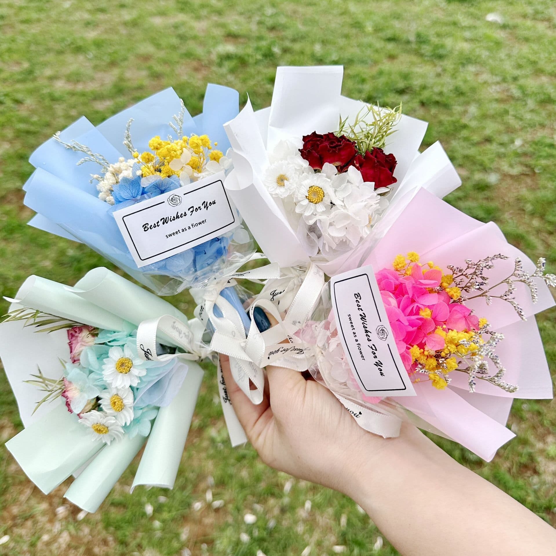 Mini bouquet, car-mounted dried flowers, roses, immortal hydrangea, birthday gift for boyfriend, girlfriend, best friend, Valentine's Day gift for teacher