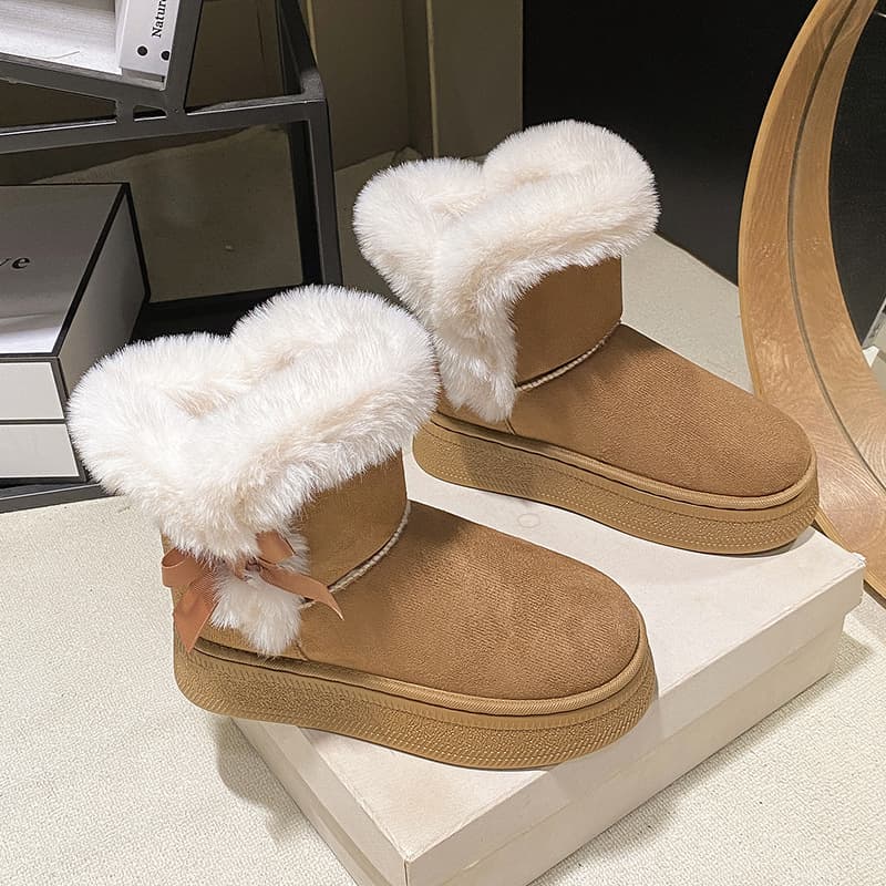 2025 Winter New Anti-Cold Large Size Comfortable Snow Boots Women Fashion Versatile Thick Sole Short Boots Fleece-Lined Height-Increasing Cotton Shoes