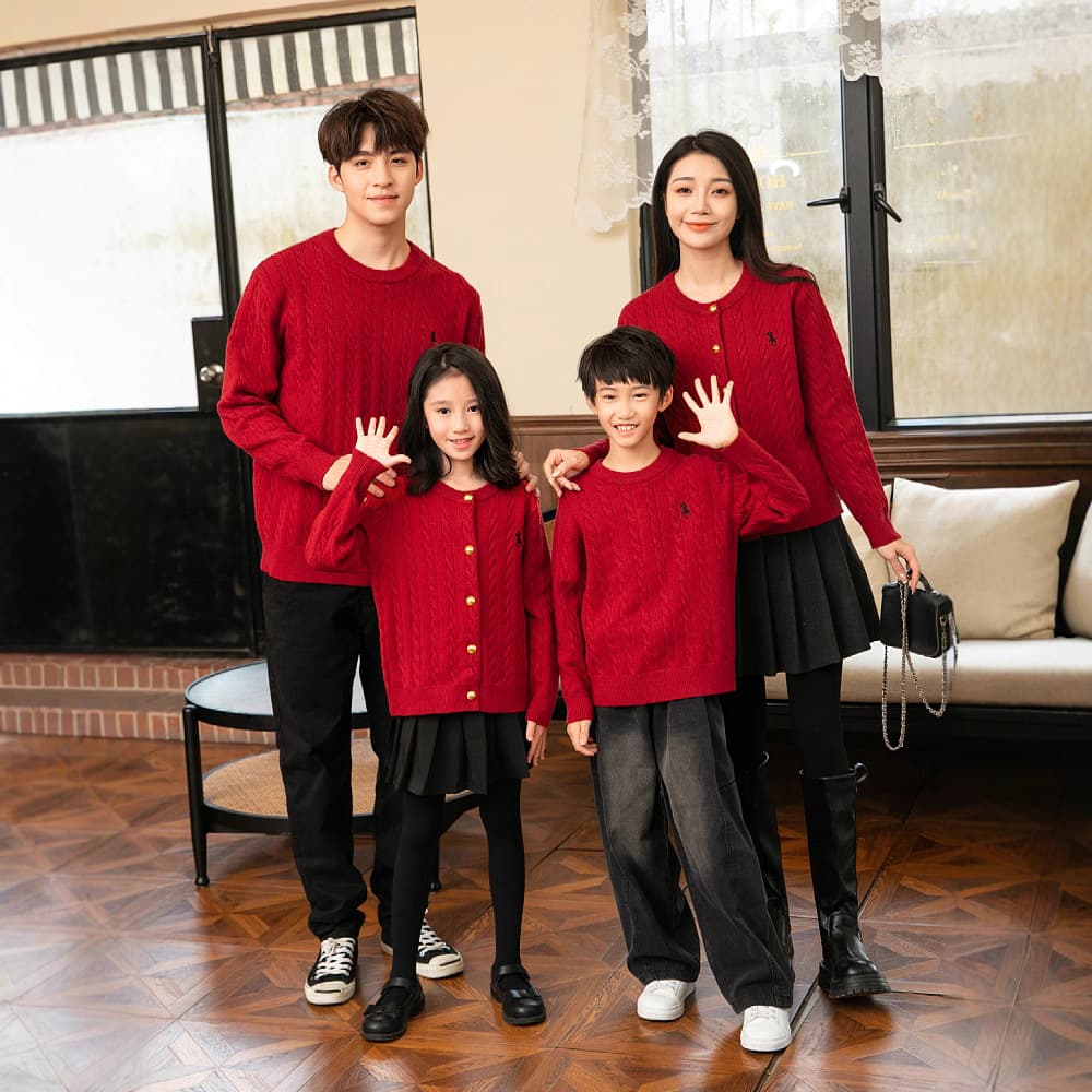 2025 New Fashion Korean Style Festive Red Family Matching Sweaters, Round Neck Cardigan Thick Long Sleeve Children's Wear Family Sets