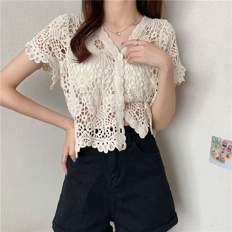 Retro Artistic Style Crochet Hollow-Out Cardigan for Women, Designer Short-Sleeve Knit Top with V-Neck, Outerwear Short Jacket for Women