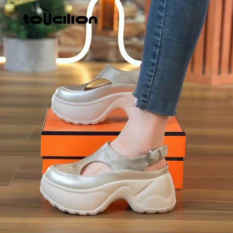 Brand Off-Size Small Thick-Soled Height-Increasing Sandals for Women Summer Outer Wear 2025 New Platform High-Heeled Beach Sandals