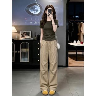 European Style Casual Sports Set for Women 2026 New Summer Fashionable Chic Solid Color Crew Neck Short Sleeve Two-Piece Set Slimming