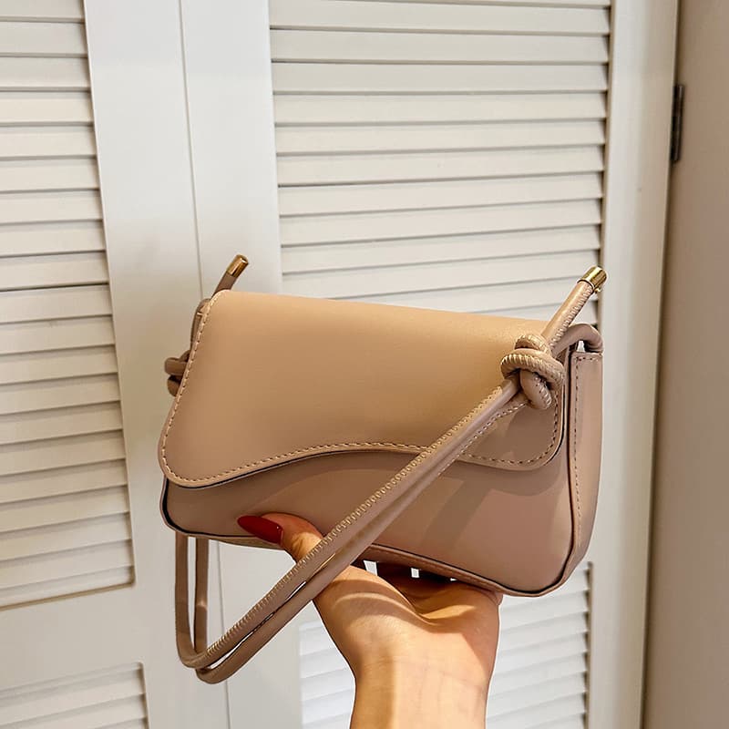 2026 New Casual Summer Fashion Small Square Bag Trendy Shoulder Crossbody Bag Women's Bag Simple Stylish Underarm Bag