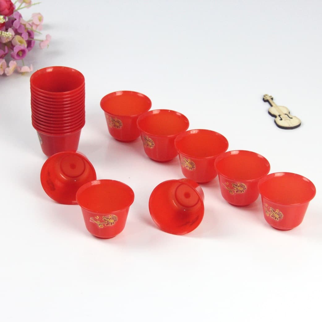 Youmai red plastic small cups, wedding supplies, wine cups, offering cups, festive sacrificial supplies, cups.