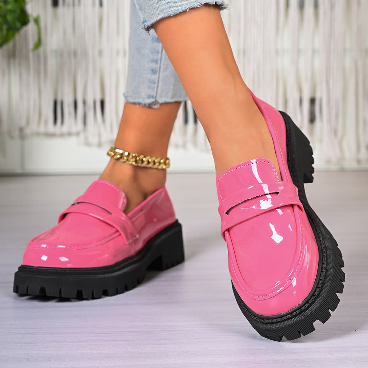 Glossy Leather Shoes Women's British Style Mid Heel Loafers Spring Autumn New Model Round Toe Polyurethane Footwear Korean Version
