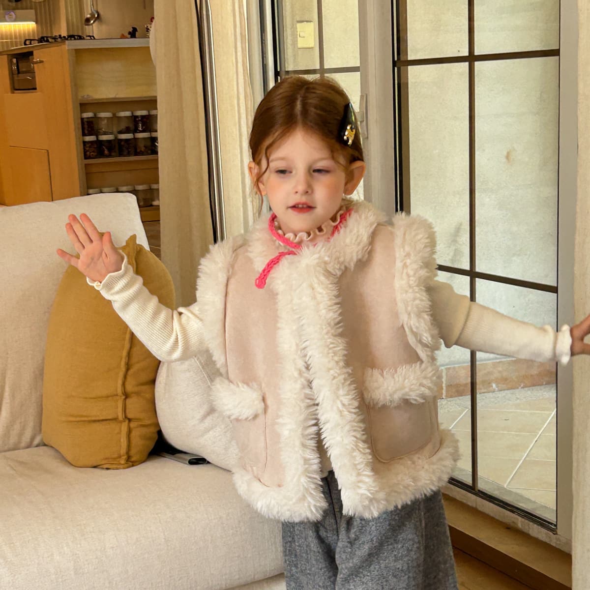 2025 Winter New Fur Integrated Thickened Vest Jacket Color-Blocked Pile Sleeveless Jacket