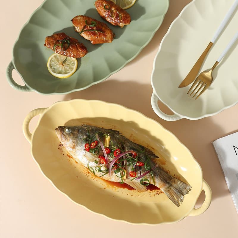 Cream-style long fish plate with double handles, ceramic steamer fish dish, home tableware plate, fish platter