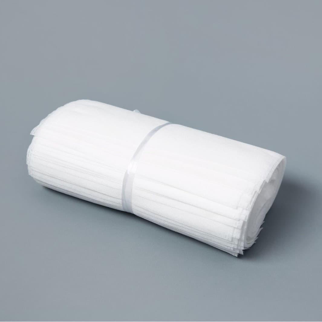 In Stock White Factory Wholesale Non-Woven Flat Bag Travel Storage Universal Thickenable Custom Logo Dust Bag