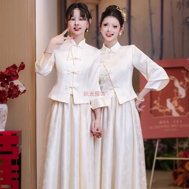 New Chinese Style Bridesmaid Dress 2026 New Autumn Winter Sister Group Champagne Color Wearable for Daily Use Wedding Dress
