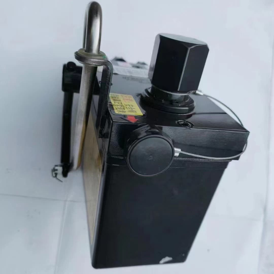 For Hongyan Jieshi Cab Tilt Pump Tilt Cylinder Hongyan Hydraulic Lock Rear Lock Hongyan King Self-Adjusting Arm
