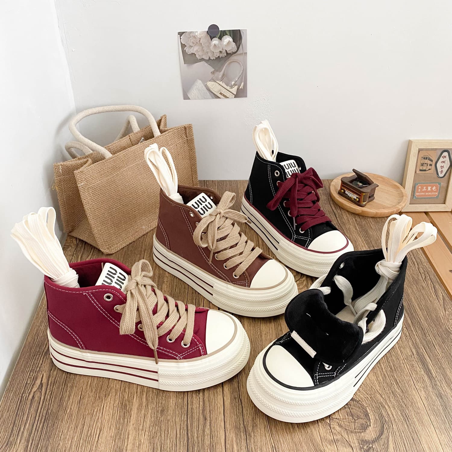 H1535 Winter Fleece-lined High-top Canvas Shoes for Women 2025 New Round Toe Versatile Cotton Shoes Skate Shoes Casual Warm