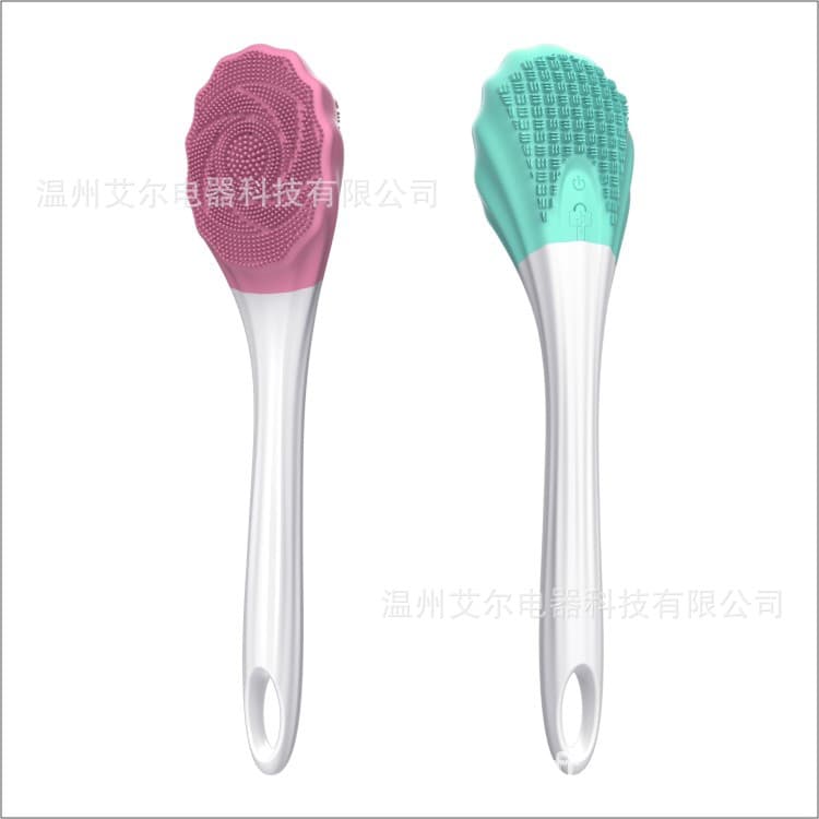 Hot-selling Electric Bath Brush USB Long Handle Customizable Electric Massage Scrubber Silicone Bath Brush Manufacturer