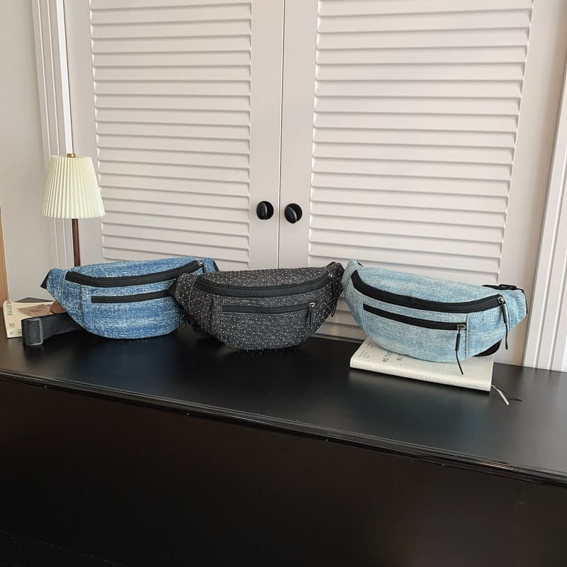 Washed denim children's cross-body waist bag for male and female babies outdoor walking lightweight coin chest bag new children's bag