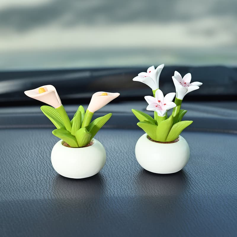 2026 New Mini Flower Pot Decoration Resin Ornament Office Desktop Small Decor Cross-border Car Center Console Decor
