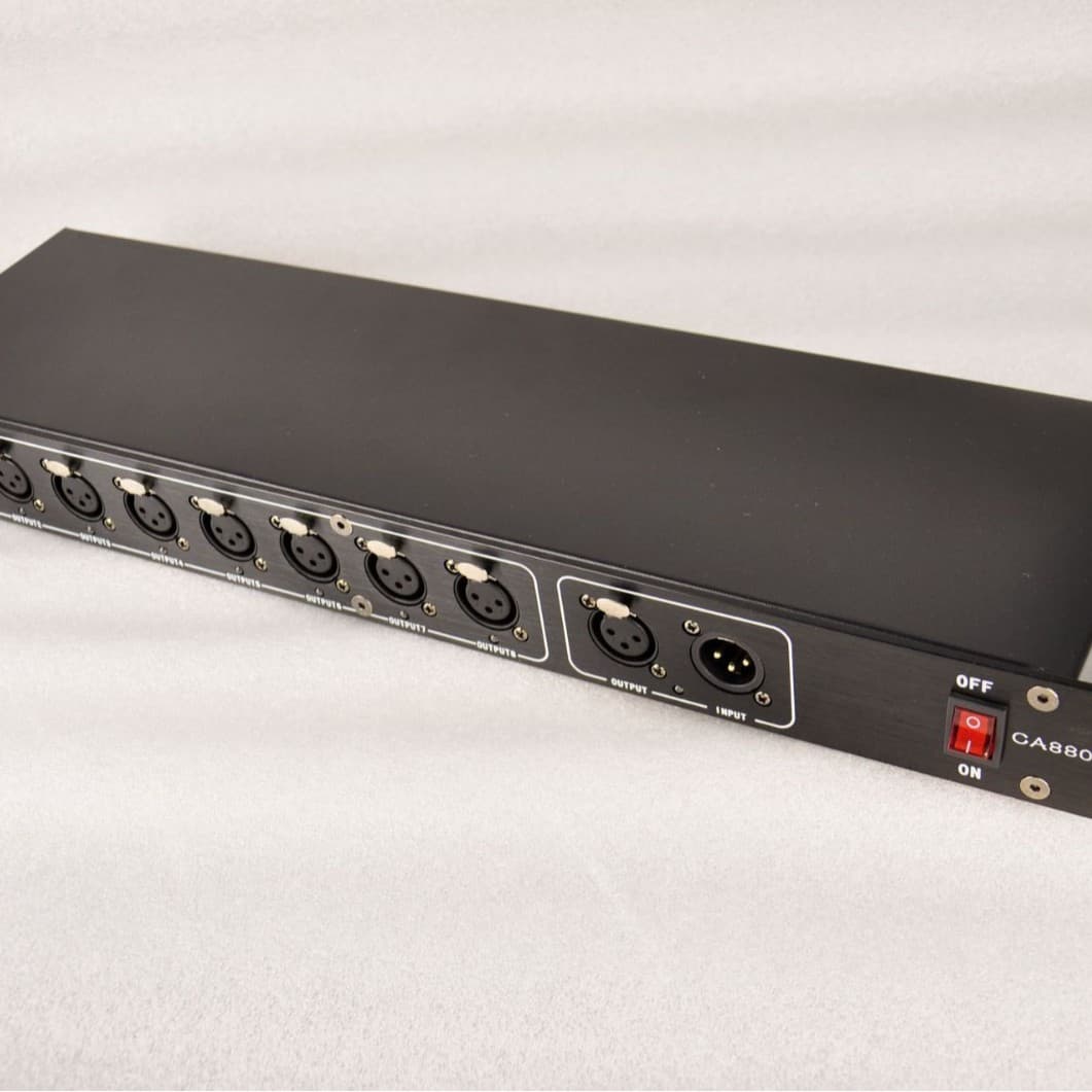 Stage Lighting 8-Channel DMX Signal Amplifier Signal Splitter 1-in-8-out with Isolation