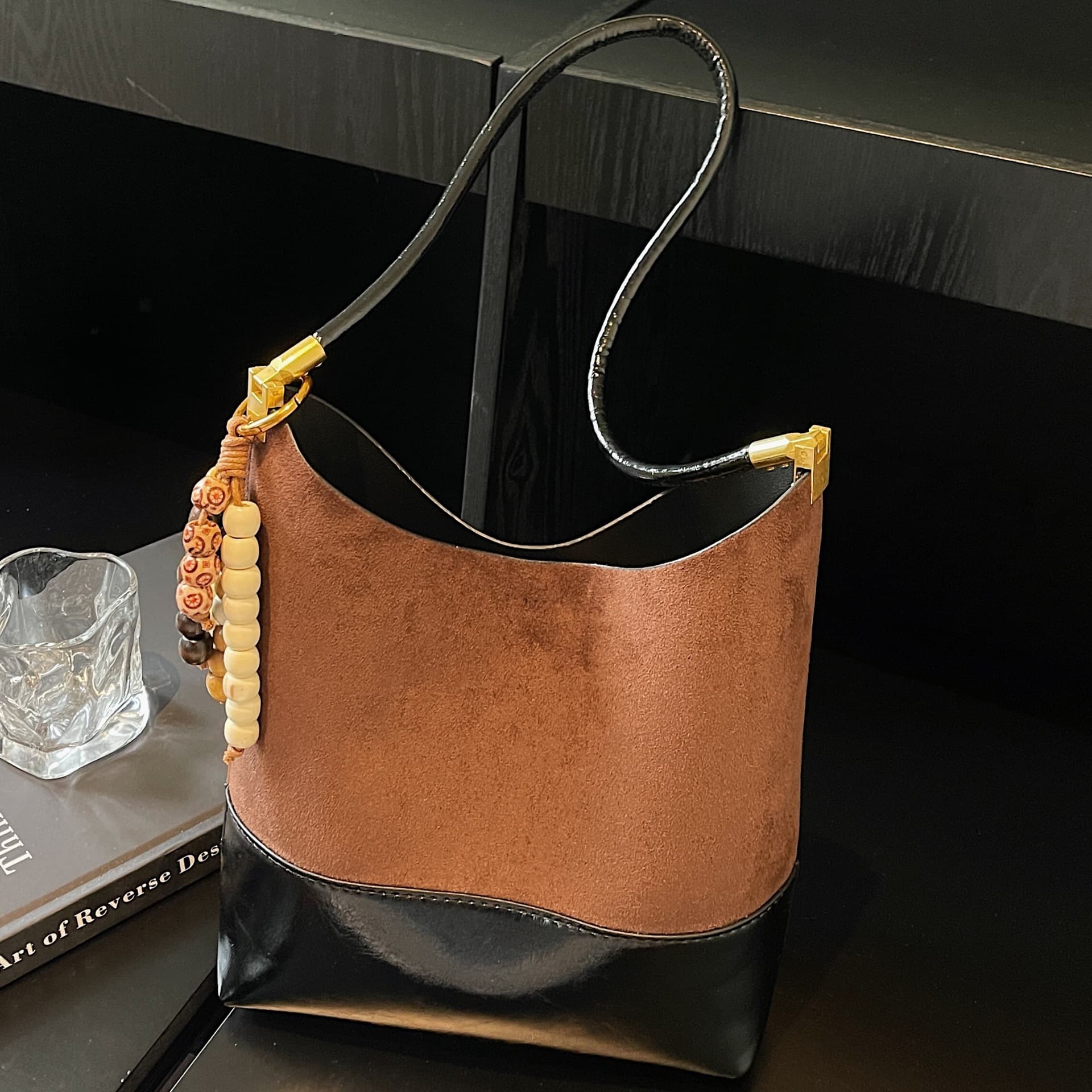 Retro Suede Large Capacity Women's Bag 2025 New Fashion Simple Commuter Shoulder Bag Color Block Crossbody Bucket Bag
