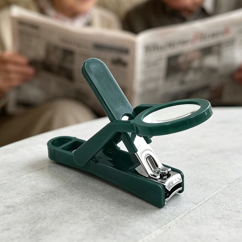 Creative Magnifying Glass Nail Clipper Anti-Splash Nail Clipper Sharp Clear Large Nail Clipper with Magnifying Glass