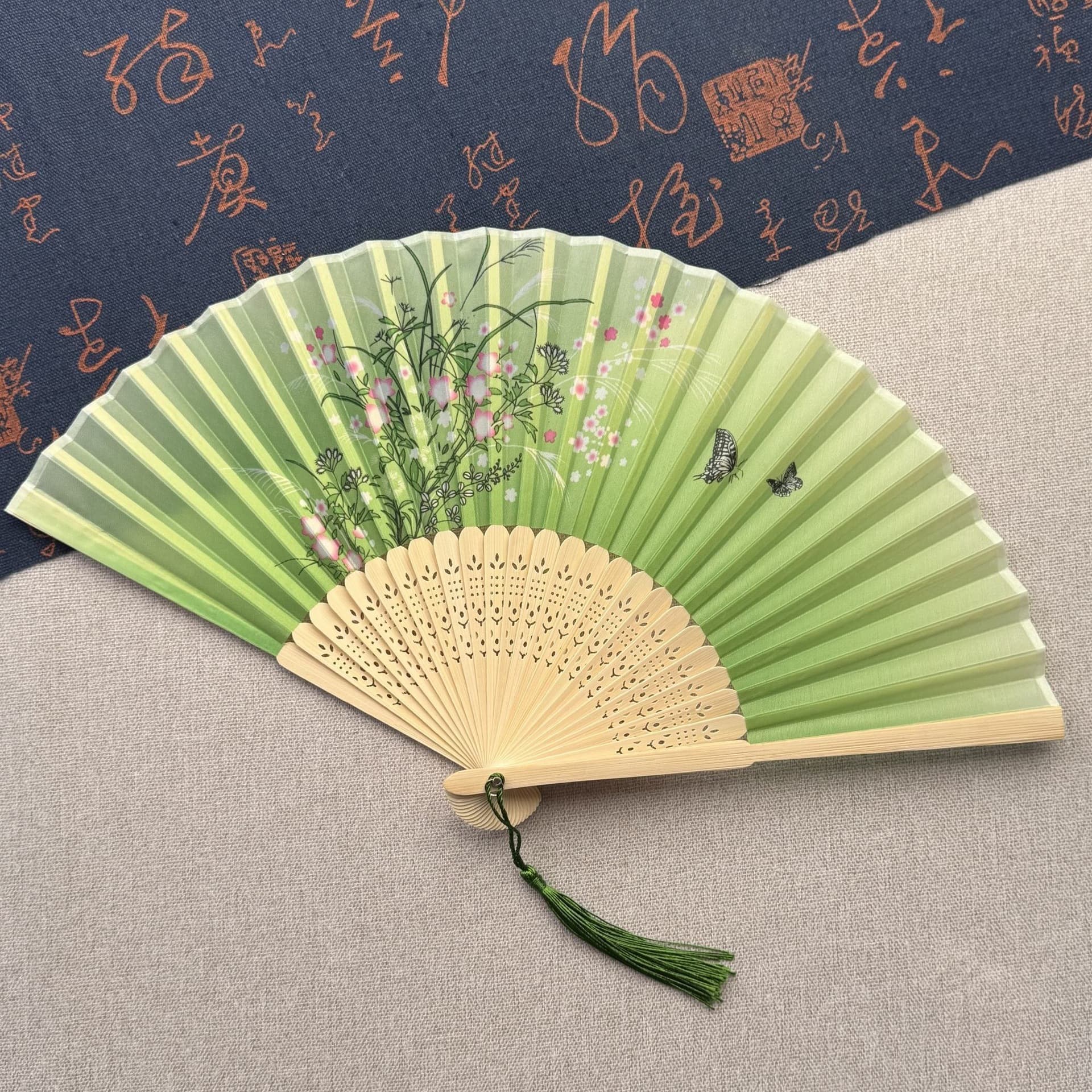 New Chinese Style Wooden Fan Ribs Paper Fan Surface 22-Fold Hanfu Ancient Style Summer Children's Group Fan Dance Folding Fan
