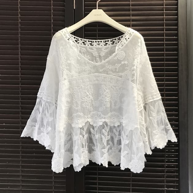 Women's Bell Sleeve Blouse, Doll Style Pullover, Sun Protection Outer Layer, Short White Mesh Lace Chiffon Top for Spring and Summer