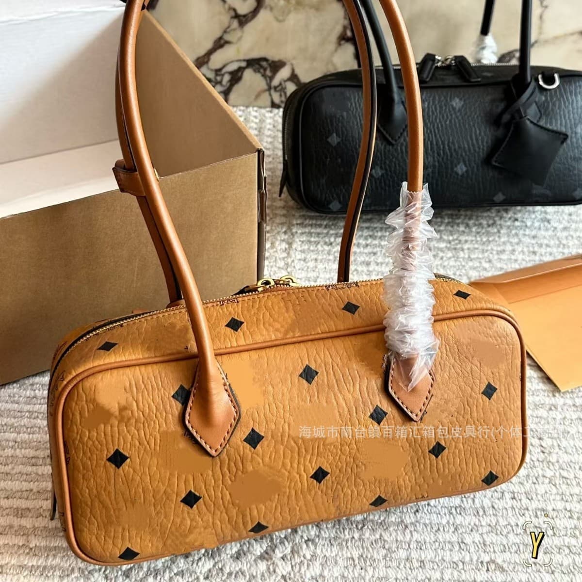 2026 New MC M New Pure Leather Sausage Bag Boston Bag Women's Shoulder Bag Underarm Bag Crossbody Bag