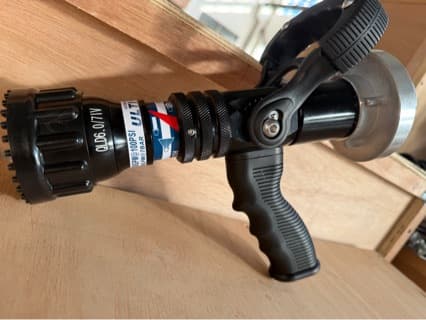 Adjustable Recoilless Auto-pressure Firefighting Multi-function Nozzle QLD6.0/8III - Straight Stream/Spray