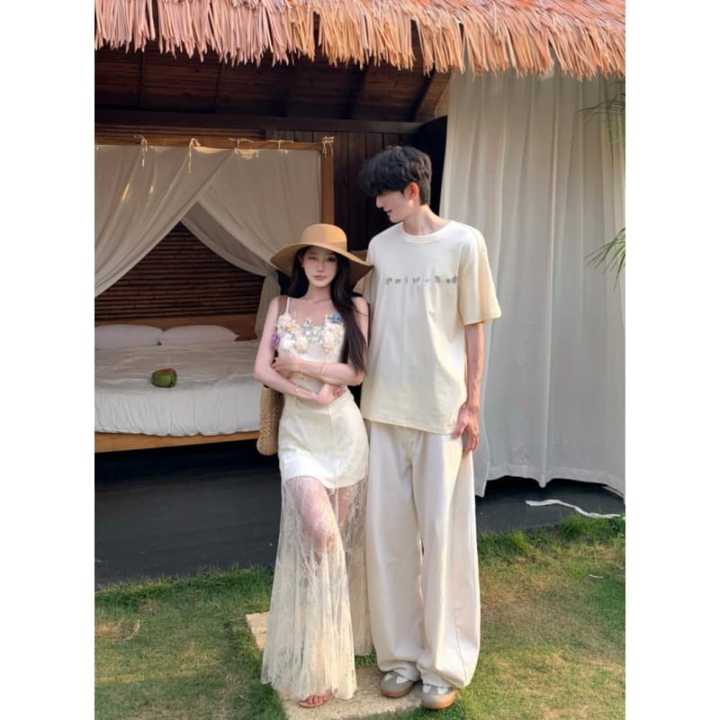 2026 Summer Couple Outfits, Niche Design, Korean Style Short-Sleeved T-Shirts, Men's and Women's Dresses, French Style One Skirt and One Shirt