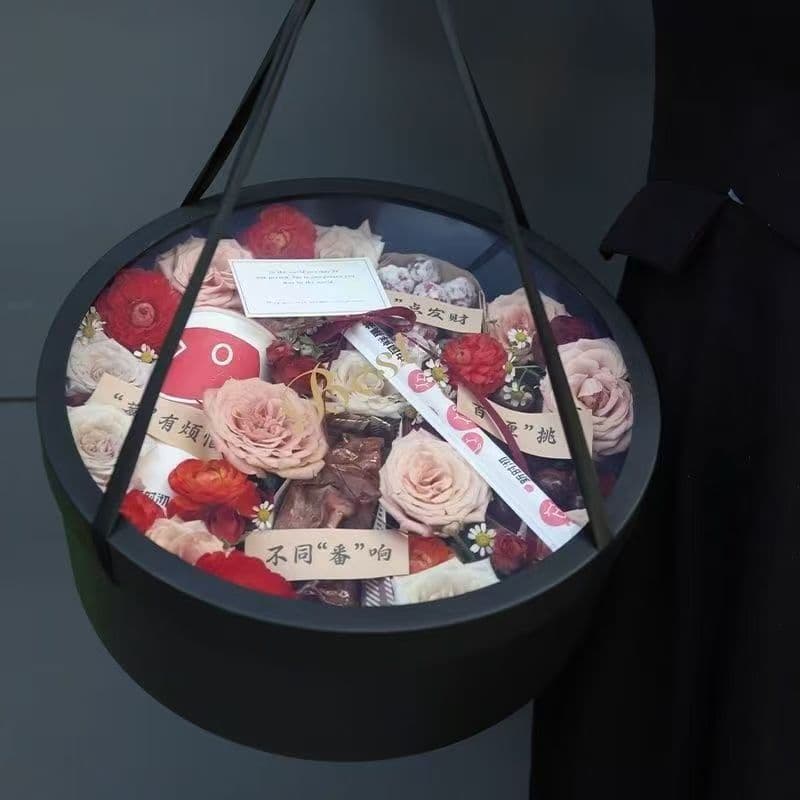 Transparent Round Gift Box for Fruits and Flowers, Black Set of Three, Winter Four-Piece Set for Fruit Shops and Flower Shops