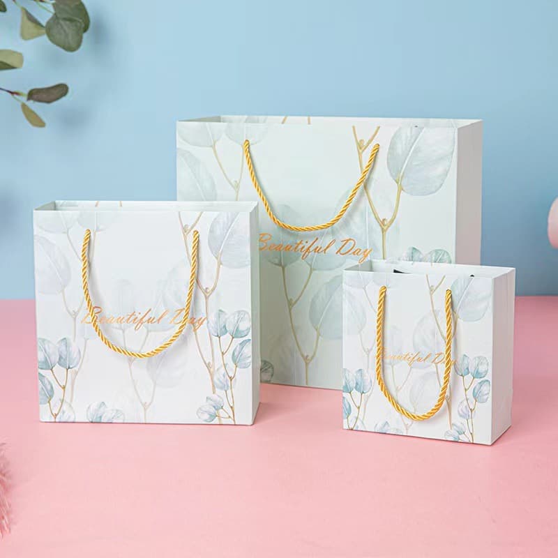 Manufacturer wholesale spot ins style gift bag handbag clothing shopping bag birthday return gift handbag souvenir