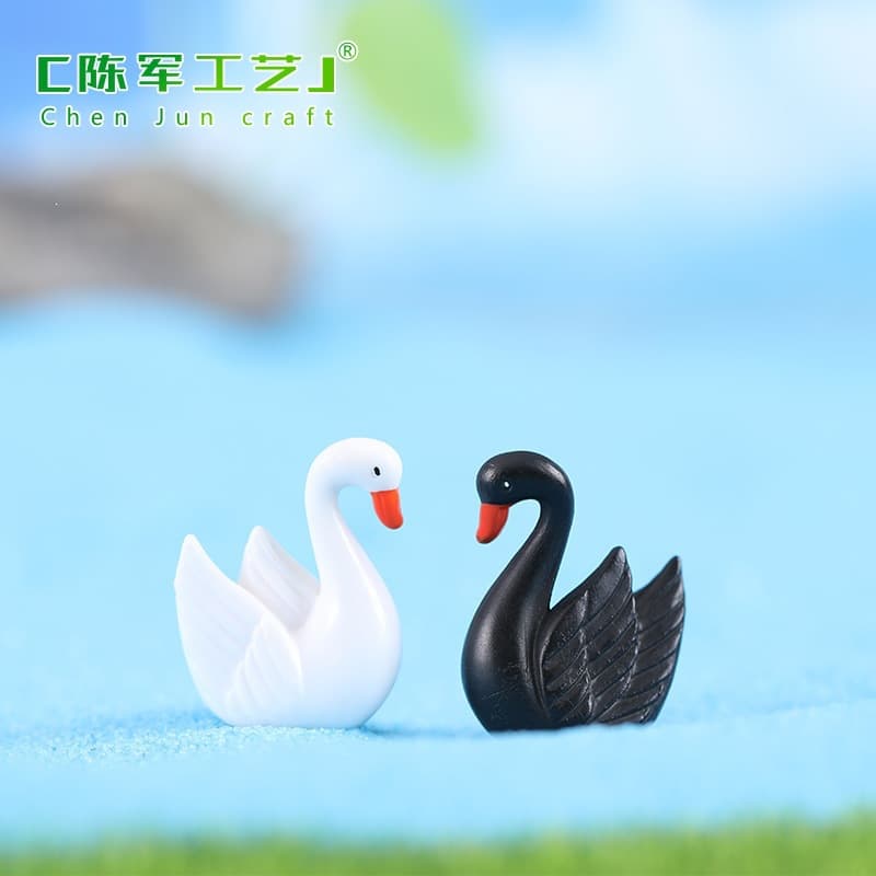 Black and white feather swan, micro landscape ornaments, succulent ornaments, Zakka creative gift ornaments, dolls