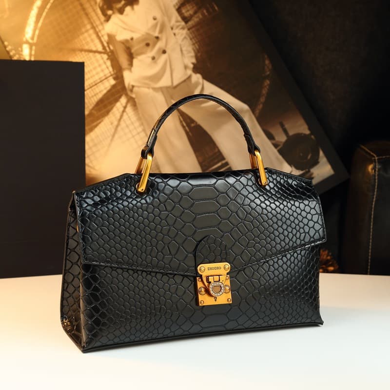 Counter genuine leather portable mother bag for women 2025 new niche large capacity high-end shoulder crossbody bag