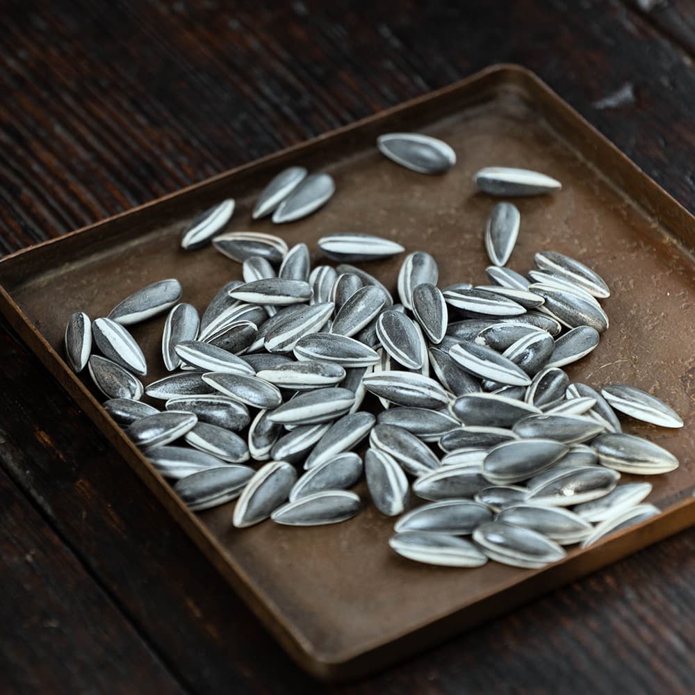 Purple Sand Sunflower Seed Tea Pet Handmade Creative Personalized Watermelon Seed Fruit Tea Set Decoration Small Ornament Yixing Sculpture Wholesale