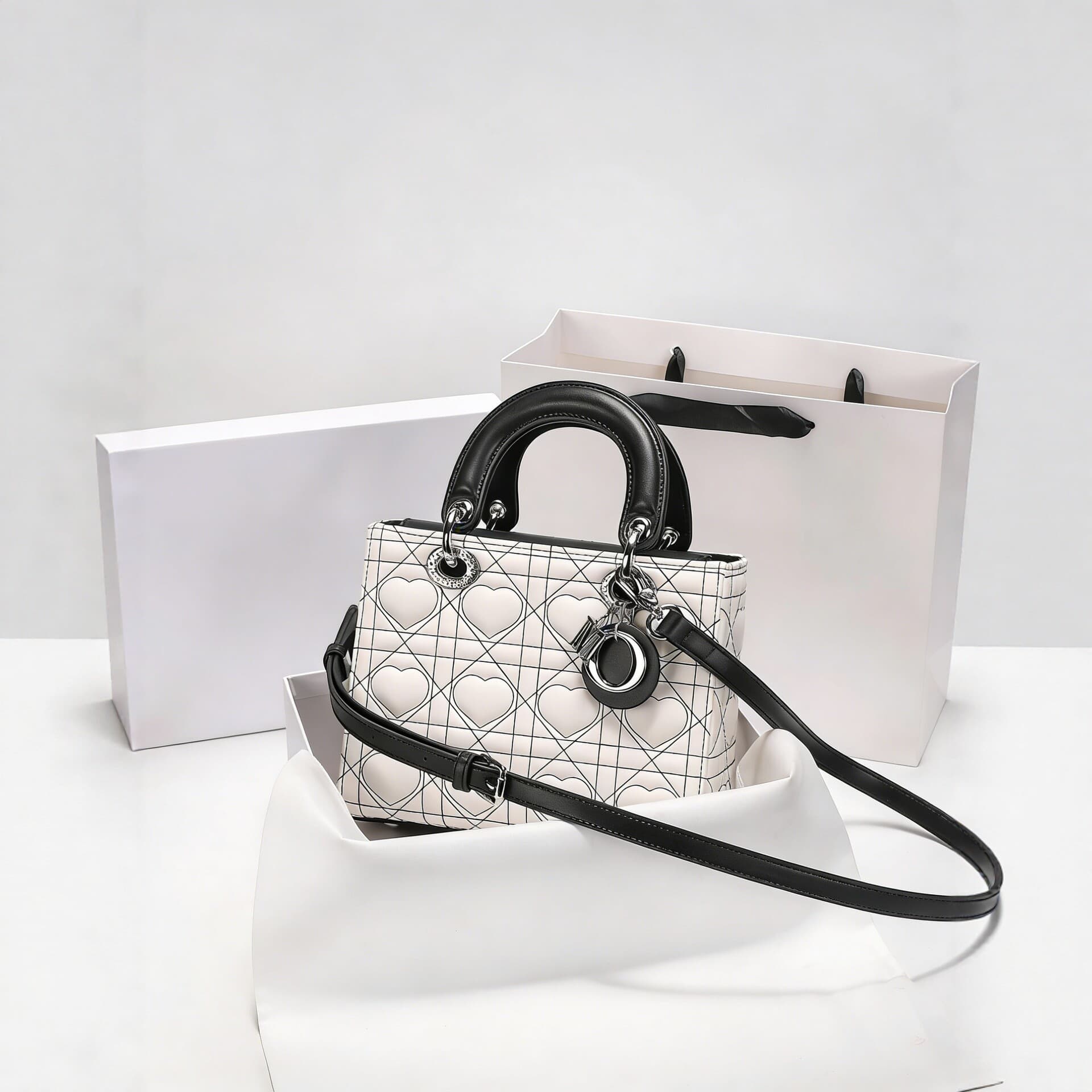 European and American Cross-Border Niche Design Diamond Grid Love Dior-Style Bag 2026 New High-End Handbag Crossbody Small Square Bag