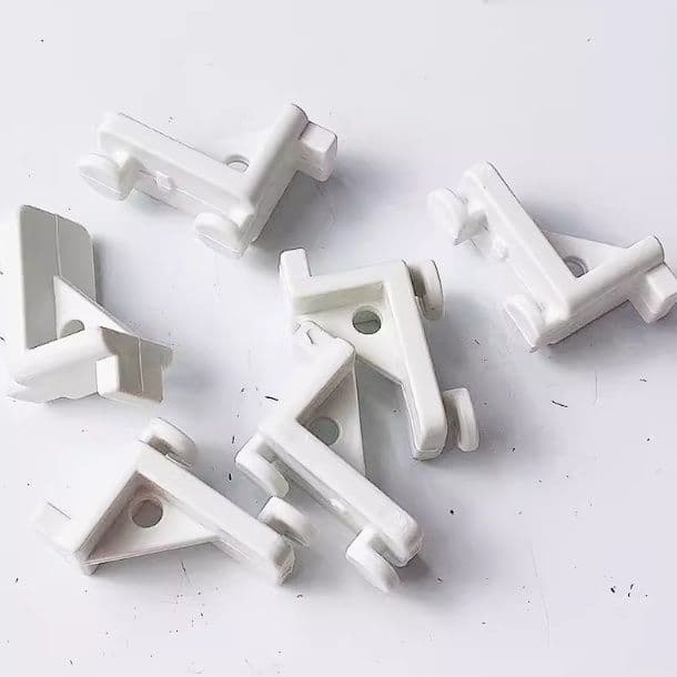 Stainless Steel Refrigerator Shelf Clip for Beverage Cabinets, Freezer Hook, Support Clip and Bracket