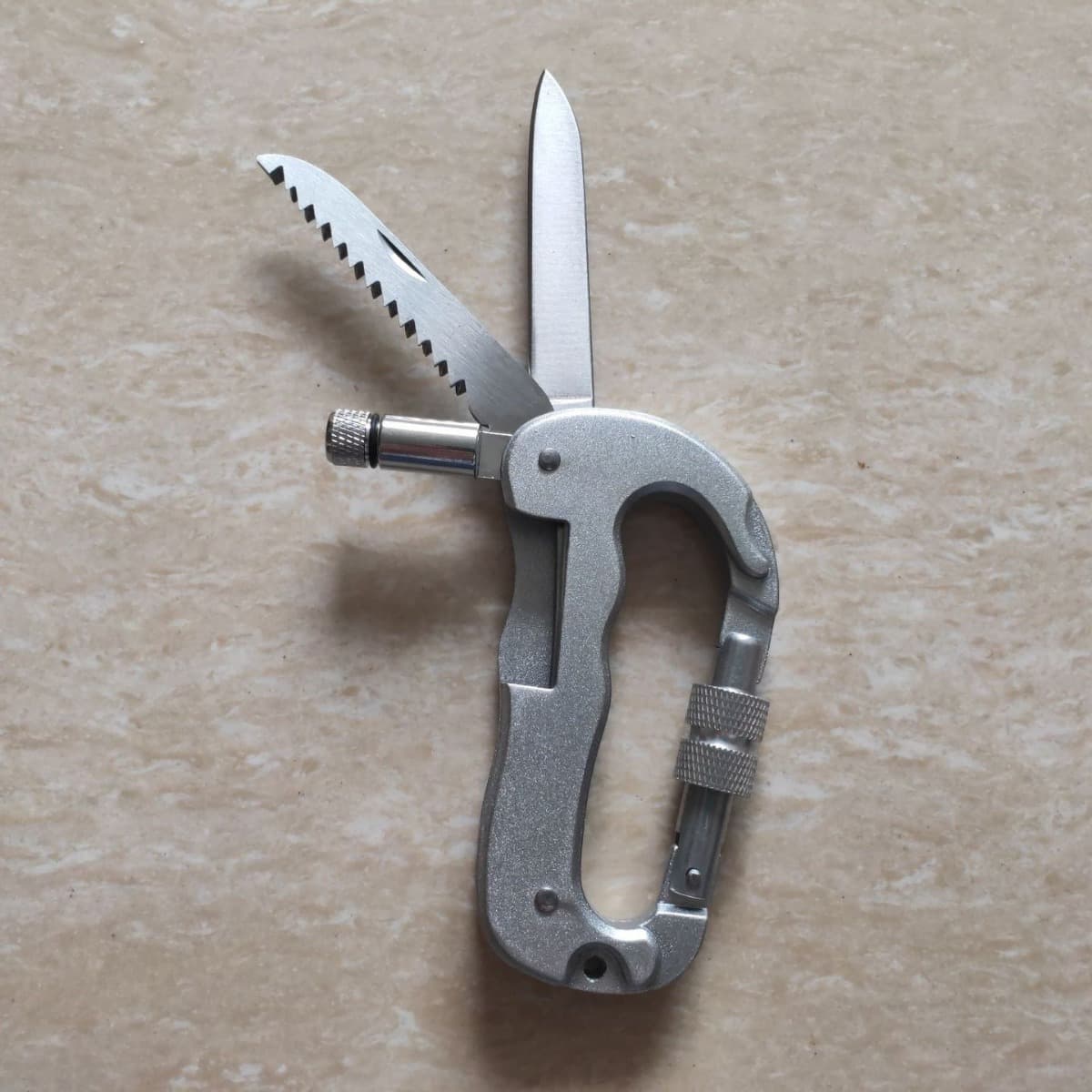 Multi-functional carabiner, multi-purpose tool, multi-functional knife, military knife, D-type quick-release carabiner