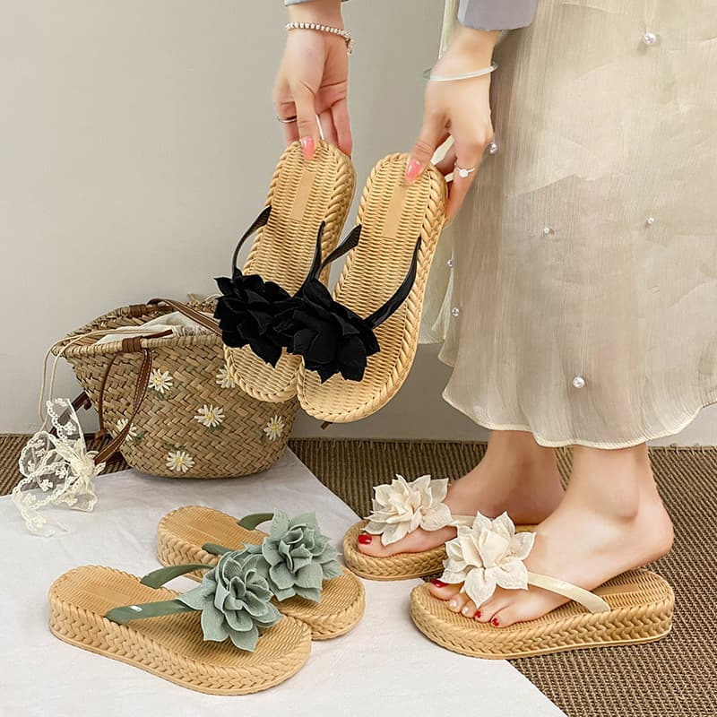 Women's Thick-Sole 4CM Flower Sandal Slides Summer New Trendy Chunky Flip-Flops Non-Slip Beach Sandals