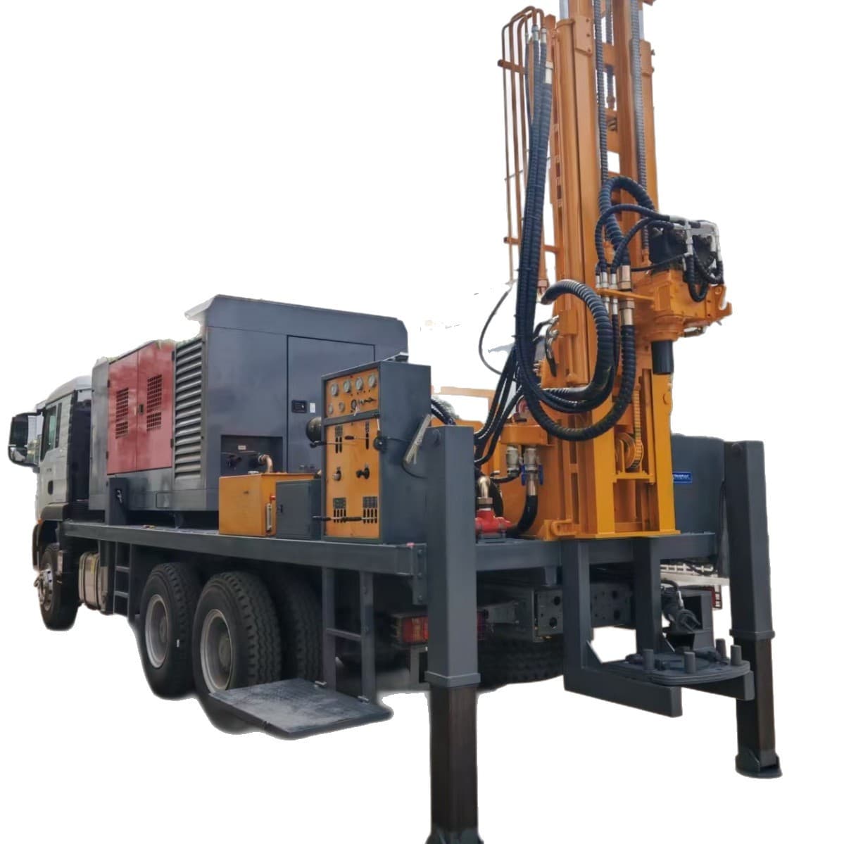 Truck-Mounted Water Well Drilling Rig 500m Pneumatic Water Well Drilling Rig Truck-Mounted Rock Layer Drilling Machine Large 6x4 HAOWO