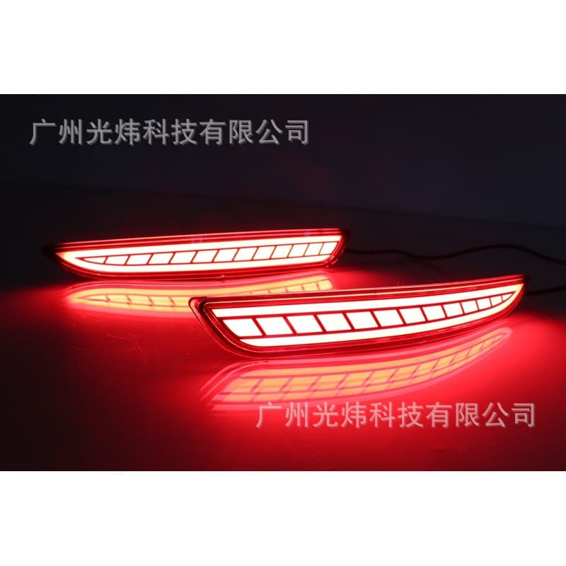 Suitable for 20-23 Mazda 3 rear bumper light Angkesela rear bumper light modified rear rear bumper brake light