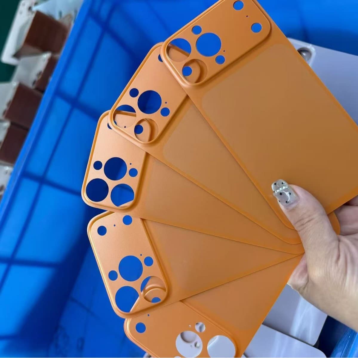 Suitable for iPhone 15proMax and 17pro Max all-in-one back film.
